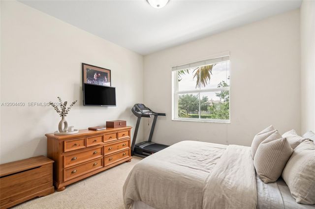 3065 SE 1st Dr 6, Homestead, FL 33033