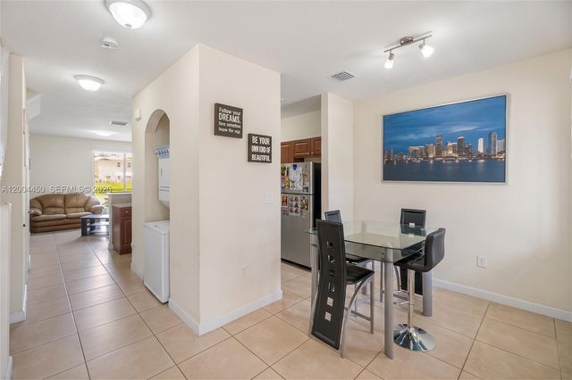 3065 SE 1st Dr 6, Homestead, FL 33033