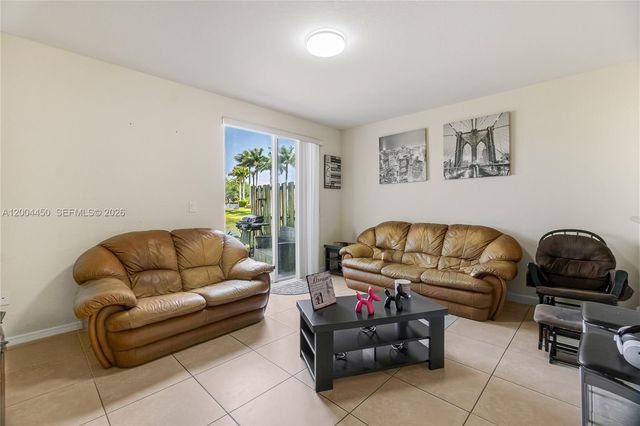 3065 SE 1st Dr 6, Homestead, FL 33033