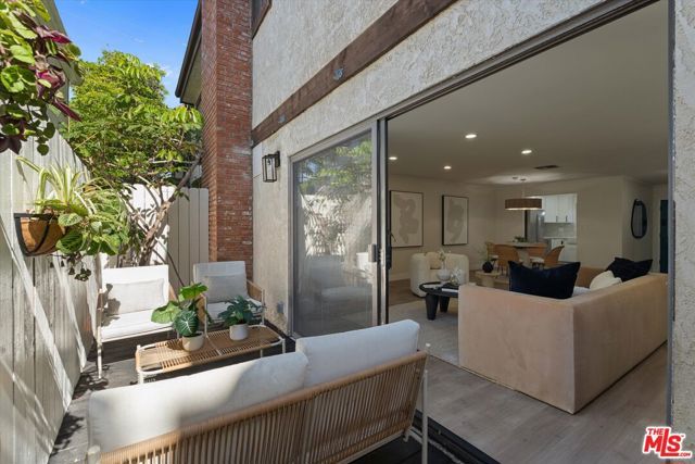 1807 10th Street 4, Santa Monica, CA 90404
