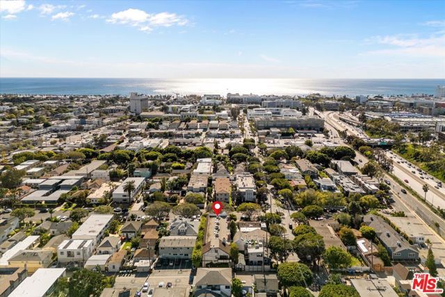 1807 10th Street 4, Santa Monica, CA 90404
