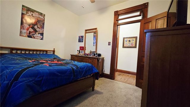 220 N 17th Street, St Joseph, MO 64501