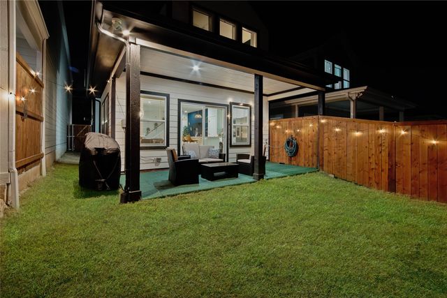 430 N Denley Drive, Dallas, TX 75203