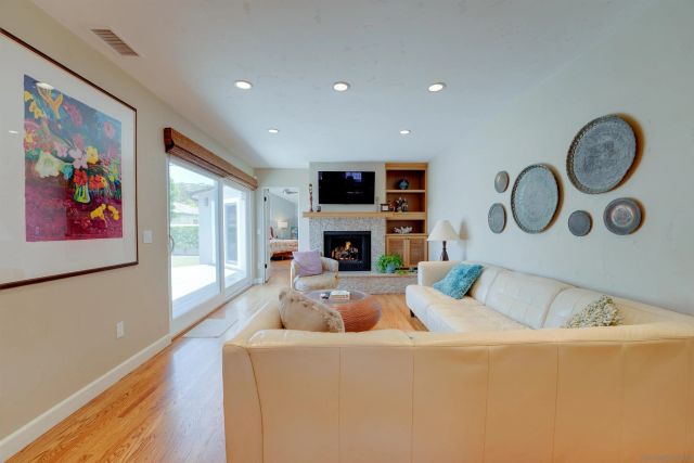 8139 Paseo Del Ocaso, La Jolla, CA 92037