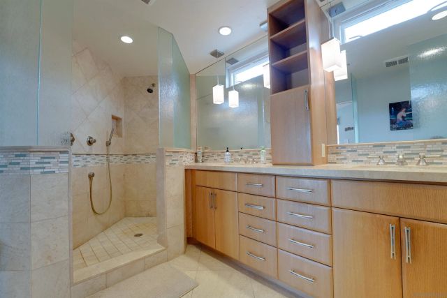 8139 Paseo Del Ocaso, La Jolla, CA 92037