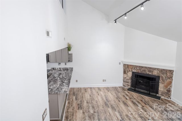 100 Willow Run Drive 2, Gastonia, NC 28056