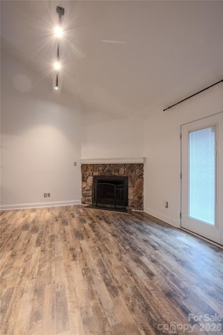 100 Willow Run Drive 2, Gastonia, NC 28056