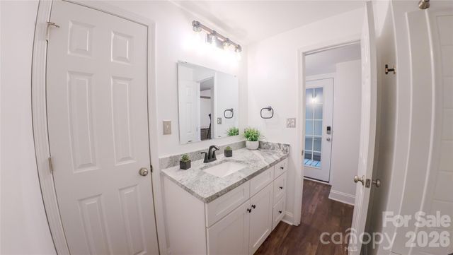 100 Willow Run Drive 2, Gastonia, NC 28056