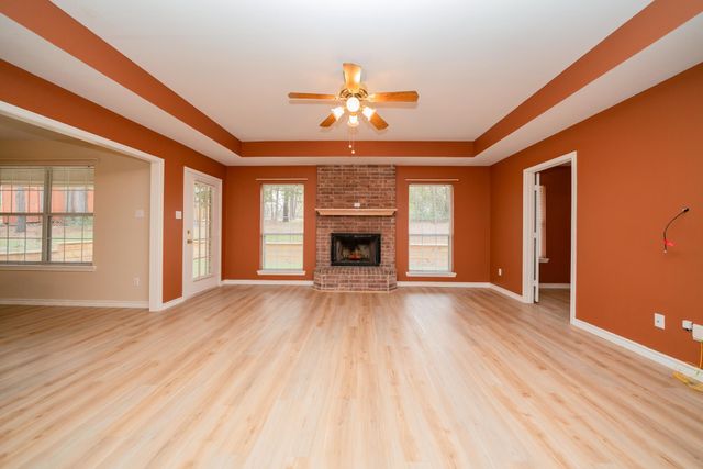 264 Peaceful Valley Trail, Holly Lake Ranch, TX 75765