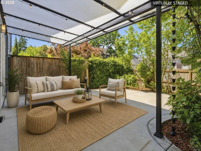4739 Ne 15TH Ave, Portland, OR 97211
