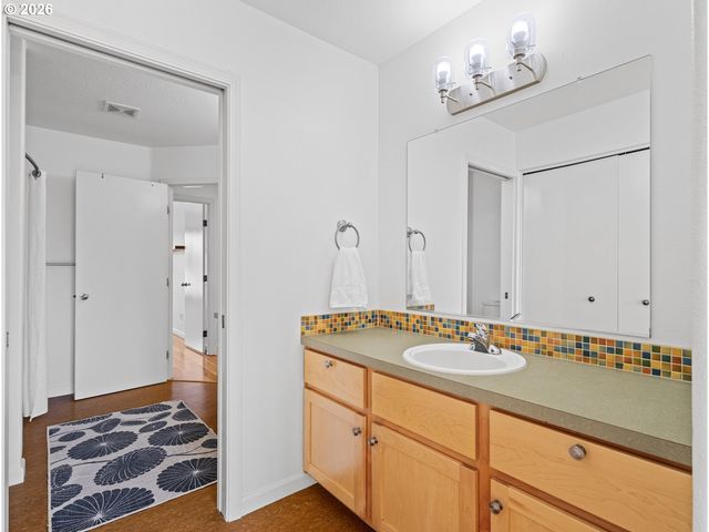 4739 Ne 15TH Ave, Portland, OR 97211