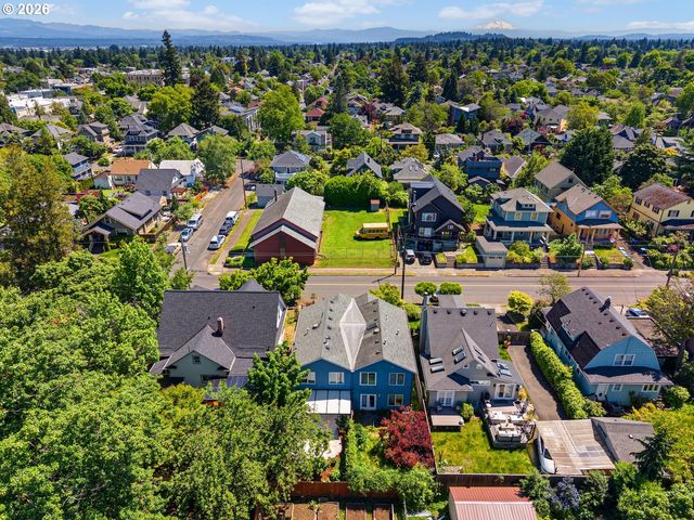 4739 Ne 15TH Ave, Portland, OR 97211