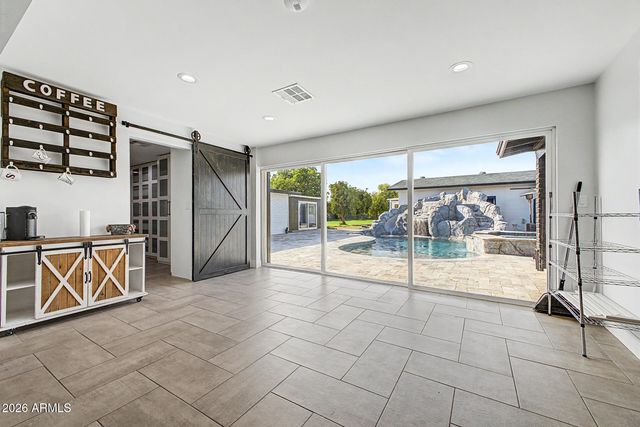 10302 W EARLL Drive, Avondale, AZ 85392
