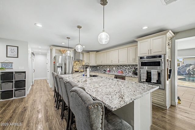 10302 W EARLL Drive, Avondale, AZ 85392