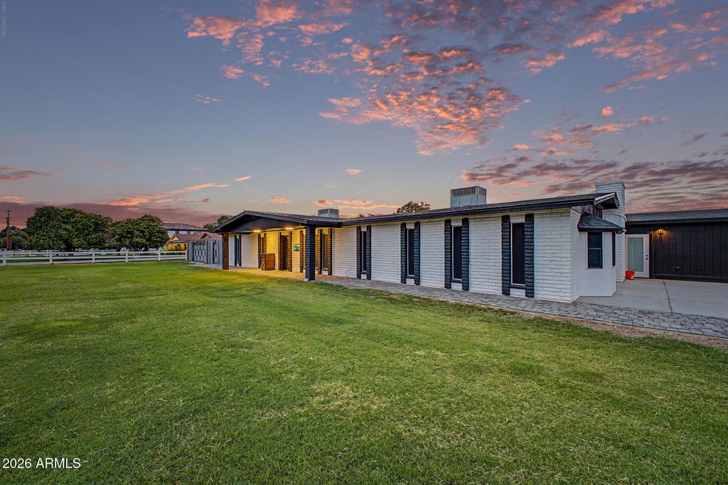 10302 W EARLL Drive, Avondale, AZ 85392 — photo 4