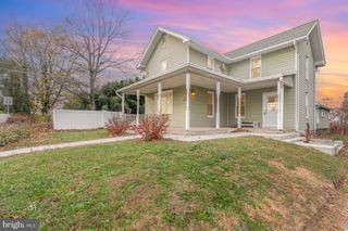 7000 CHAMBERS HILL RD, Harrisburg, PA 17111