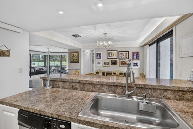 7033 Rain Forest Drive D-4-L, Boca Raton, FL 33434