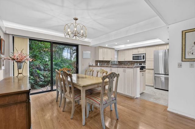 7033 Rain Forest Drive D-4-L, Boca Raton, FL 33434