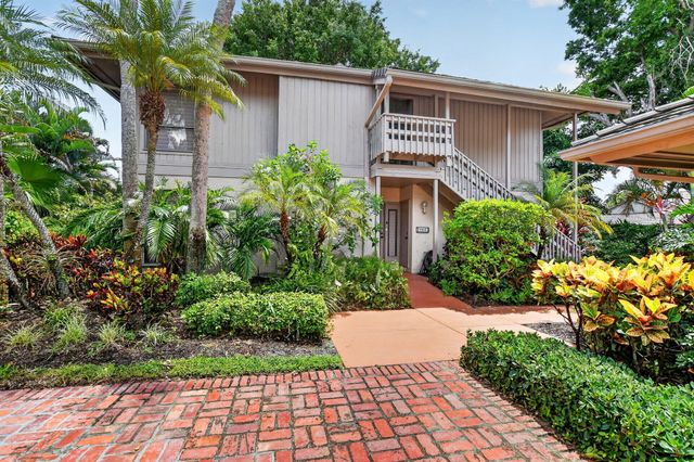 7033 Rain Forest Drive D-4-L, Boca Raton, FL 33434