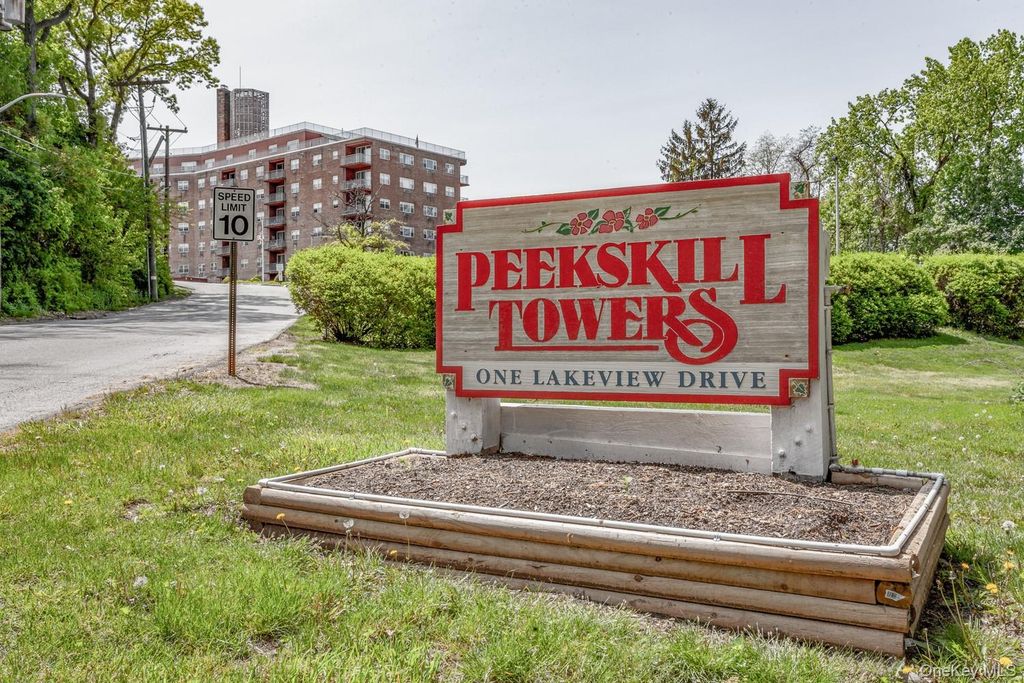 1 Lakeview Drive LL5, Peekskill, NY 10566 — exterior