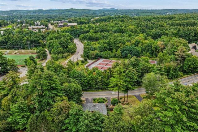 25 Bicentennial Drive, Manchester, NH 03104