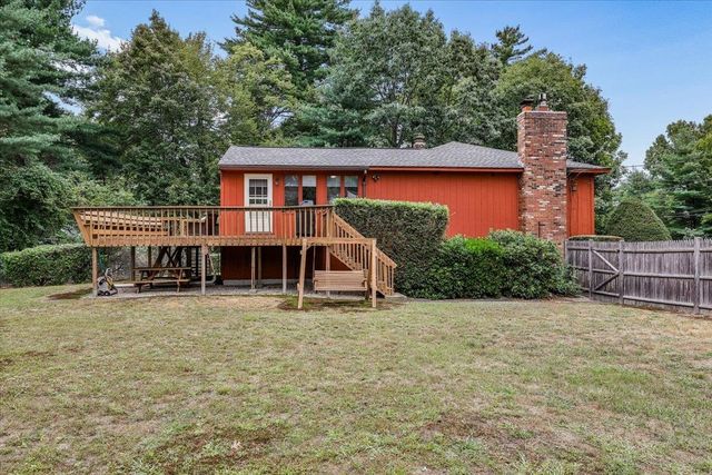 25 Bicentennial Drive, Manchester, NH 03104