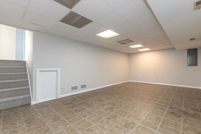 61 Highview Avenue, Fox Lake, IL 60020