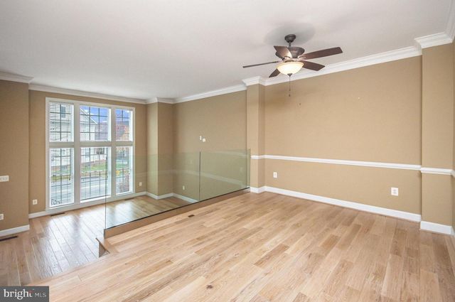 709 BELMONT BAY DR, Woodbridge, VA 22191