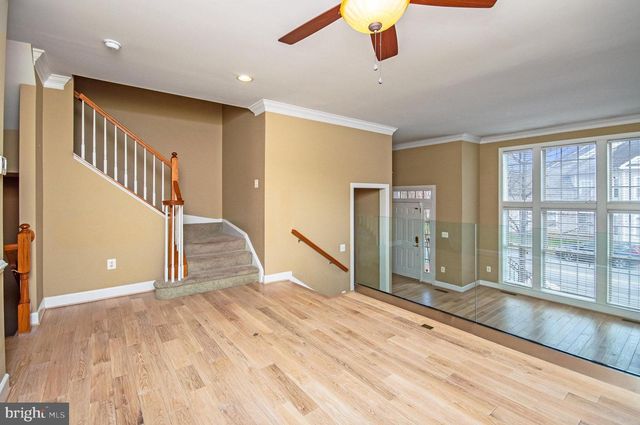 709 BELMONT BAY DR, Woodbridge, VA 22191