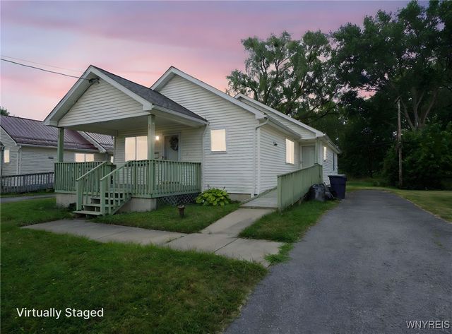 61 Holbrook Street, Lackawanna, NY 14218