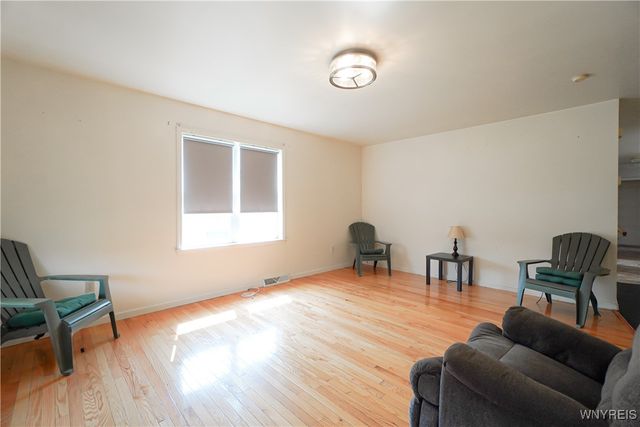 61 Holbrook Street, Lackawanna, NY 14218