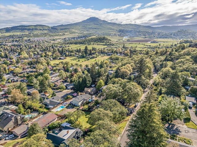 2449 Capital Avenue, Medford, OR 97504