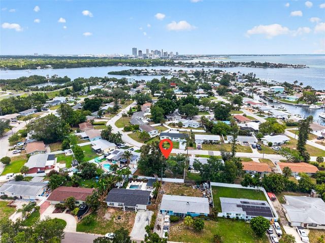 3673 SEAROBIN DRIVE SE, St Petersburg, FL 33705
