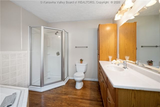 2441 3rd Avenue, Nitro, WV 25143