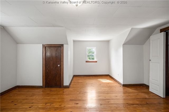 2441 3rd Avenue, Nitro, WV 25143