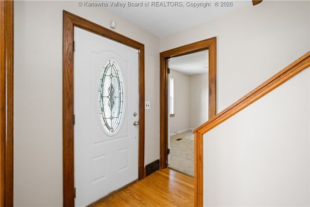 2441 3rd Avenue, Nitro, WV 25143