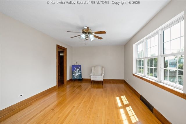 2441 3rd Avenue, Nitro, WV 25143