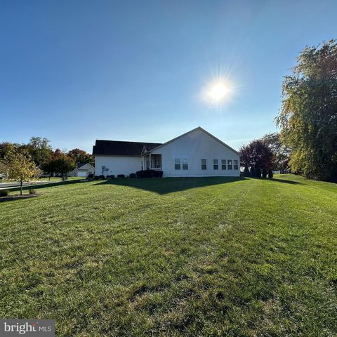 3320 PORTRAIT WAY, Chambersburg, PA 17202