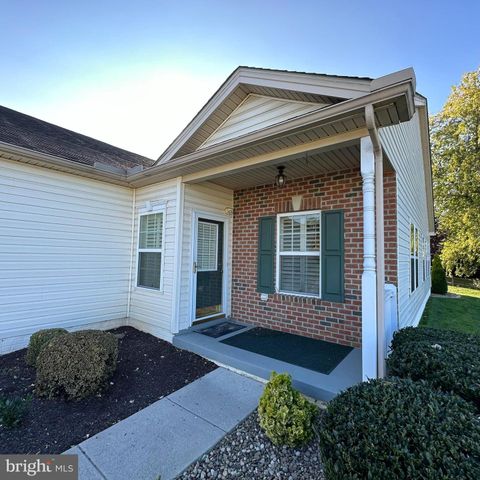 3320 PORTRAIT WAY, Chambersburg, PA 17202