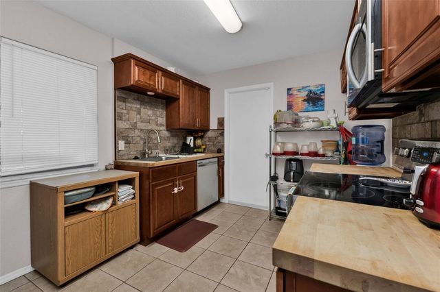 5919 HOBHILL AVENUE, North Port, FL 34287