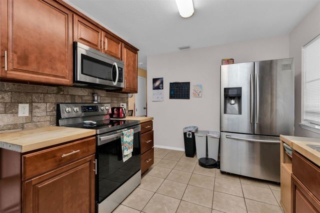 5919 HOBHILL AVENUE, North Port, FL 34287