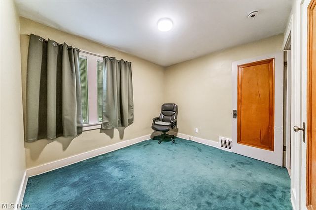 18701 Meredith Avenue, Euclid, OH 44119
