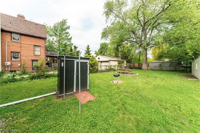 18701 Meredith Avenue, Euclid, OH 44119