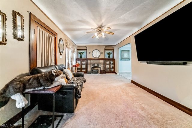 18701 Meredith Avenue, Euclid, OH 44119