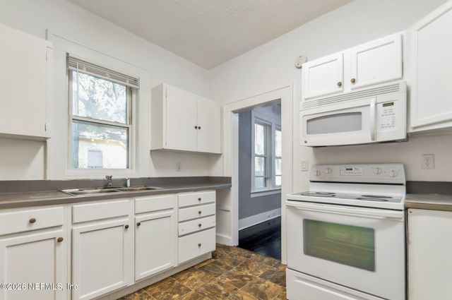 74 W 27TH Street, Jacksonville, FL 32206