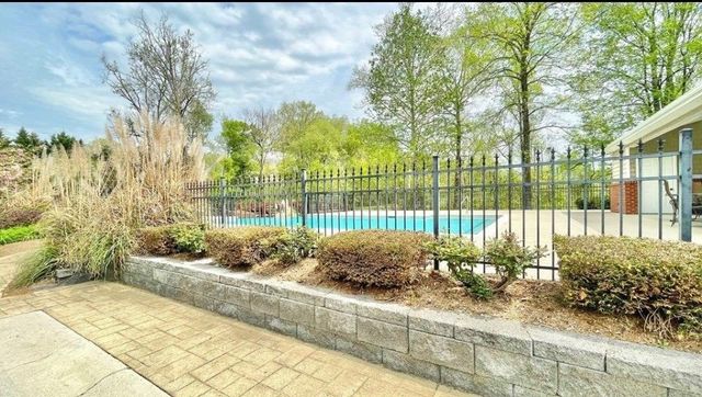 1505 Calloway Drive Unit 2, Dalton, GA 30721