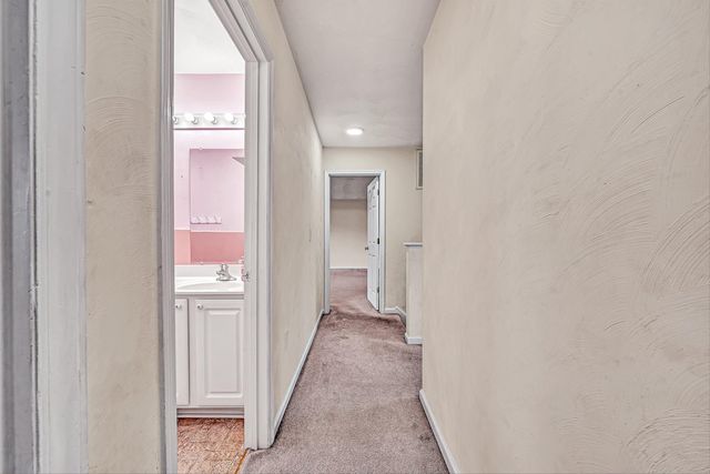 6940 Linn DR, Roanoke, VA 24019