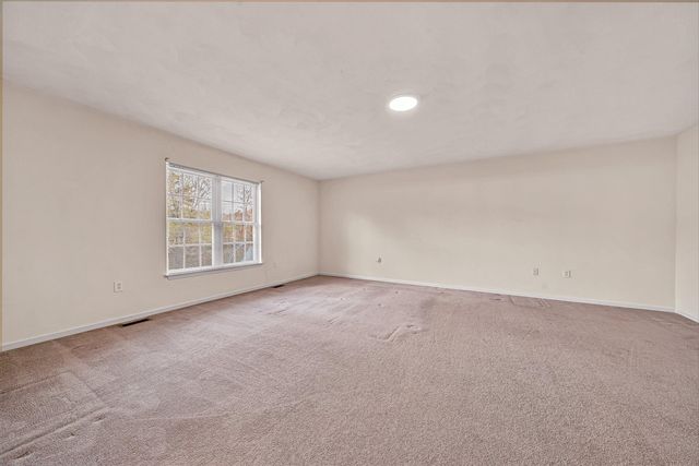 6940 Linn DR, Roanoke, VA 24019