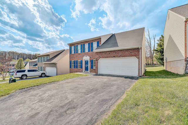 6940 Linn DR, Roanoke, VA 24019