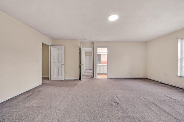 6940 Linn DR, Roanoke, VA 24019